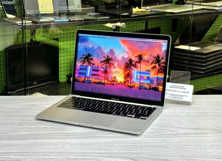MacBook Pro A2338 2022 Touchbar 1